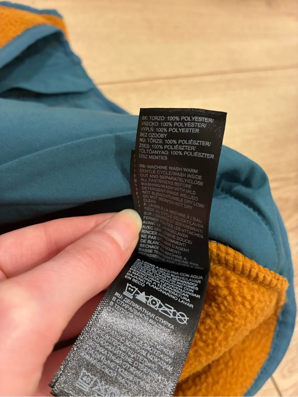 The North Face Men’s Carbondale Fleece Vest  Timber Brown Size S